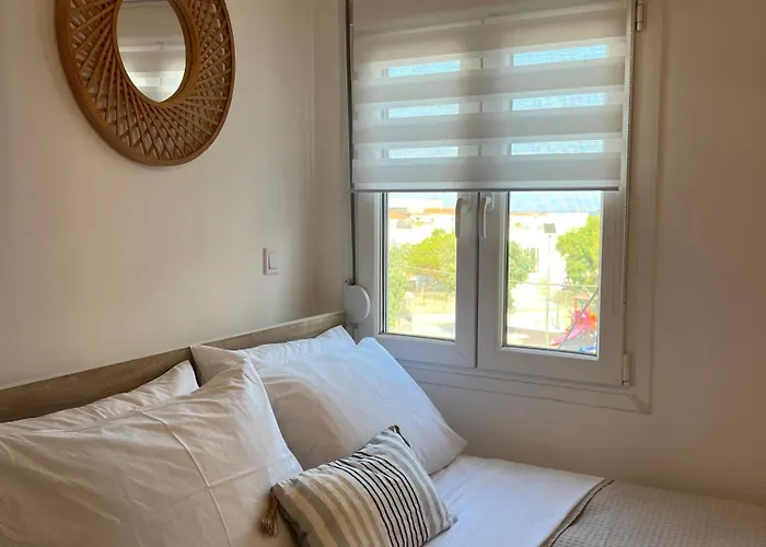 Calm Joy&j - Calm * Ermoupoli